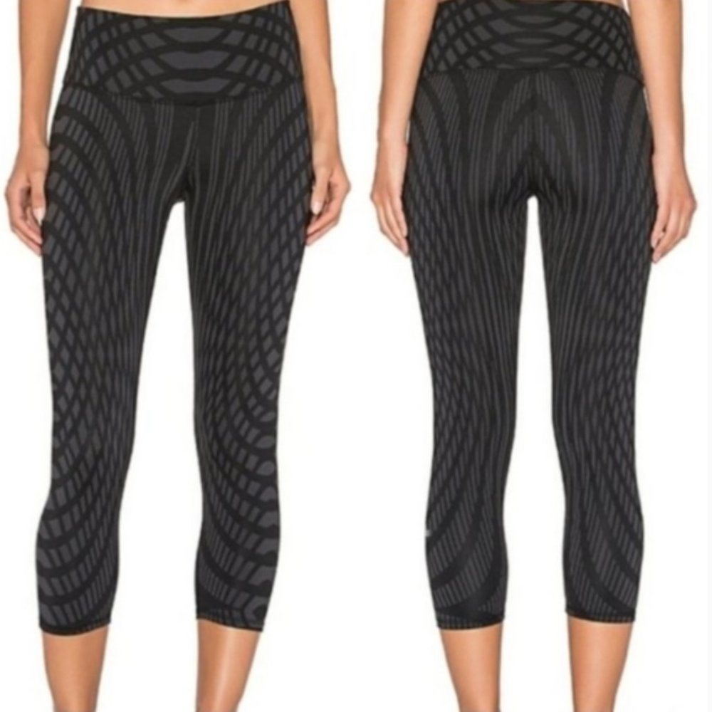 ALO YOGA Airbrush Engineered Print Leggings Size S